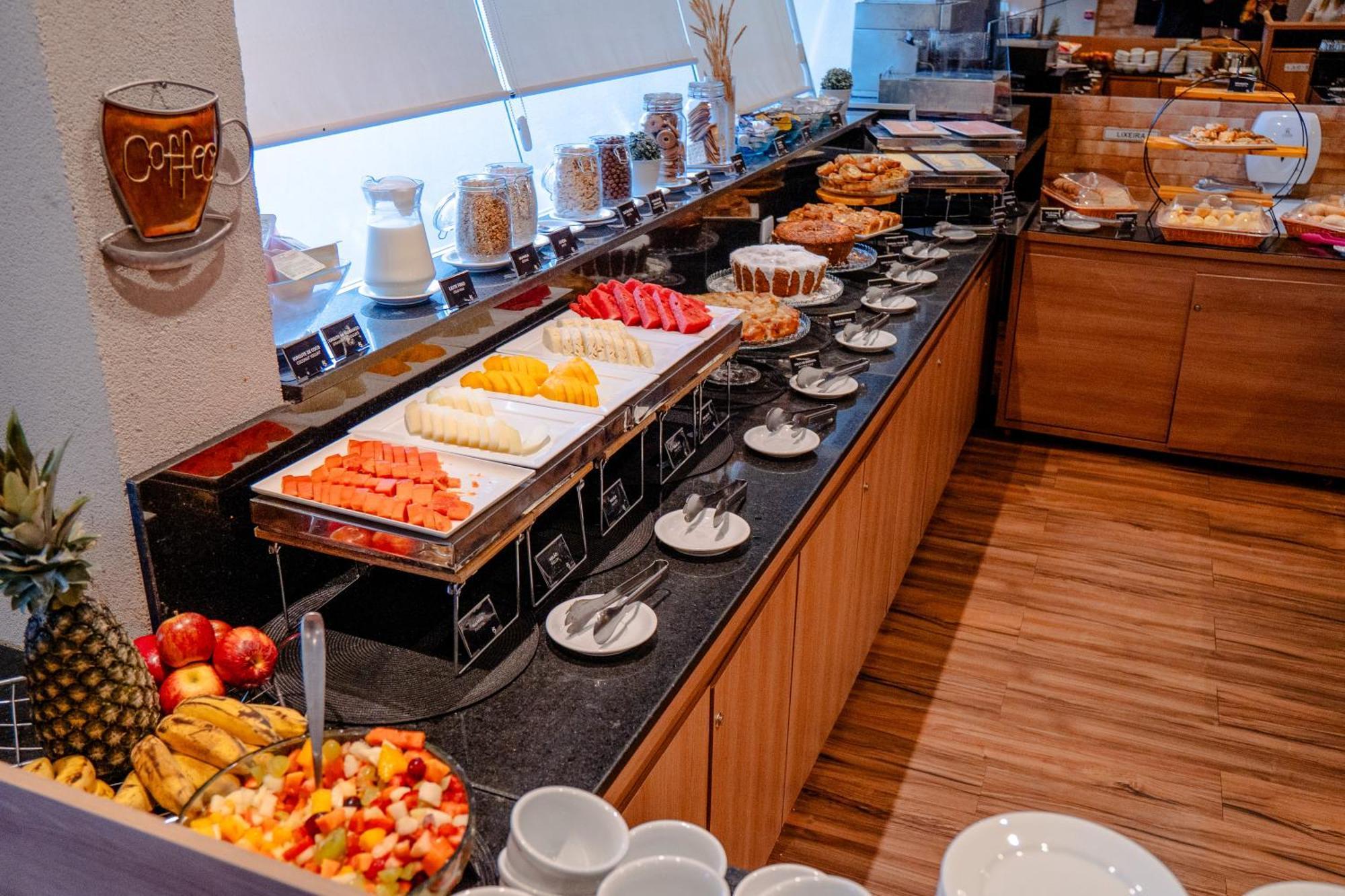 I5 Play Hotel อากวส คลาราส ภายนอก รูปภาพ