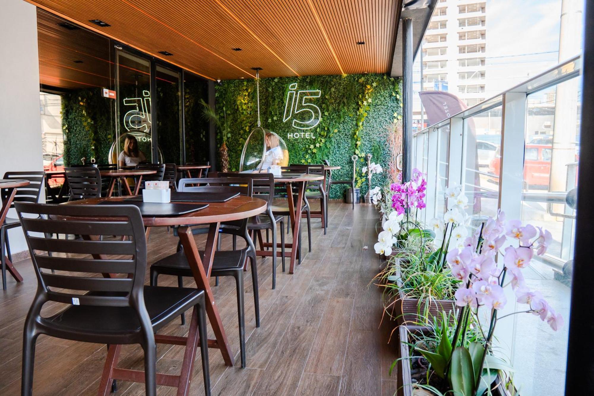 I5 Play Hotel อากวส คลาราส ภายนอก รูปภาพ