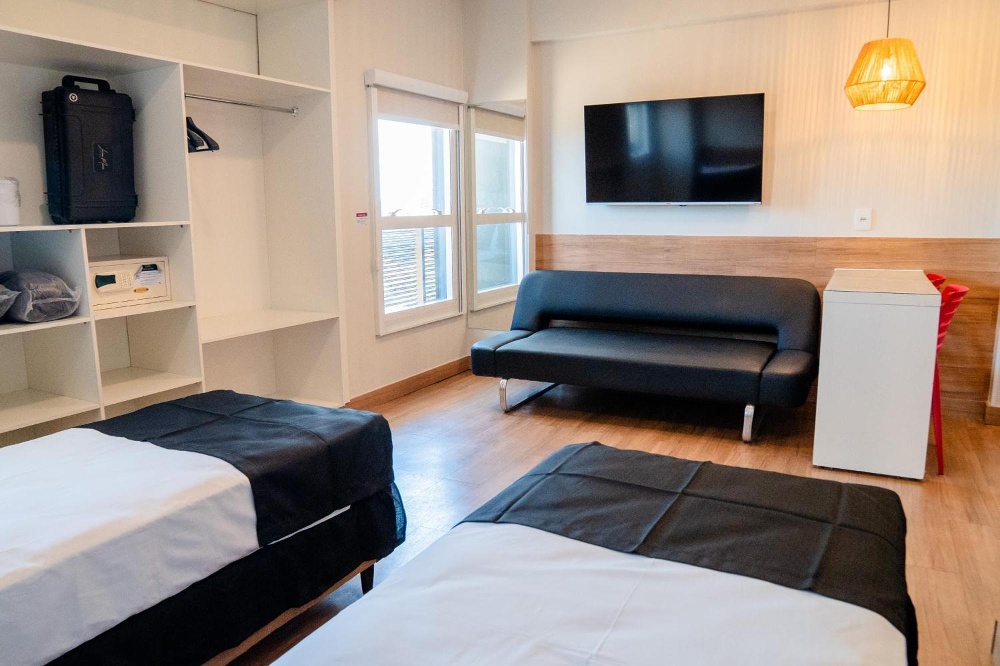 I5 Play Hotel อากวส คลาราส ภายนอก รูปภาพ